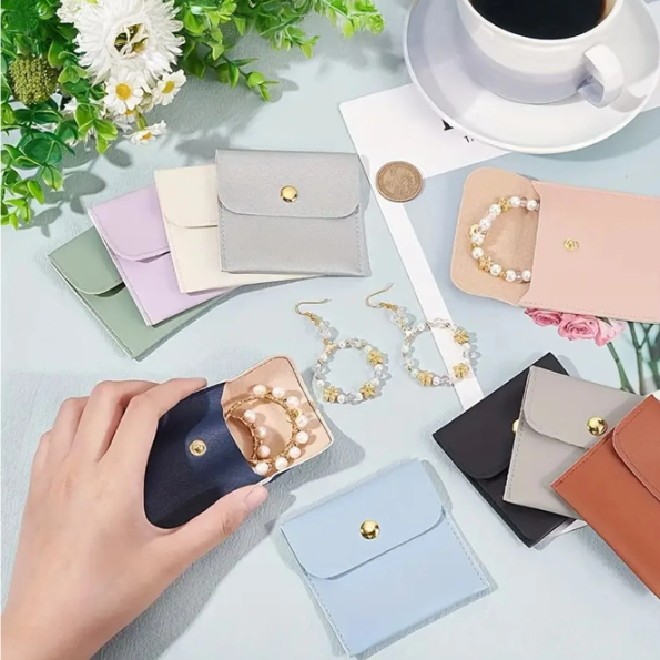 Faux Leather Jewelry Pouch (1 Piece-Beige Color)