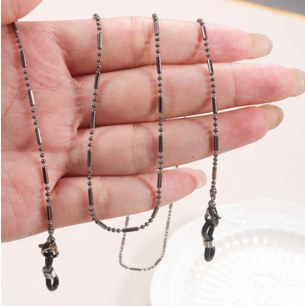 Simple Black Glasses Chain (1 piece only)