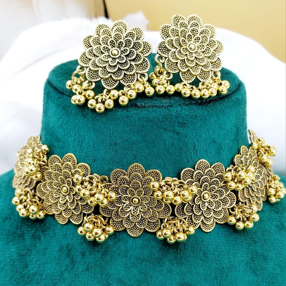 Ethnic Jewelry Set