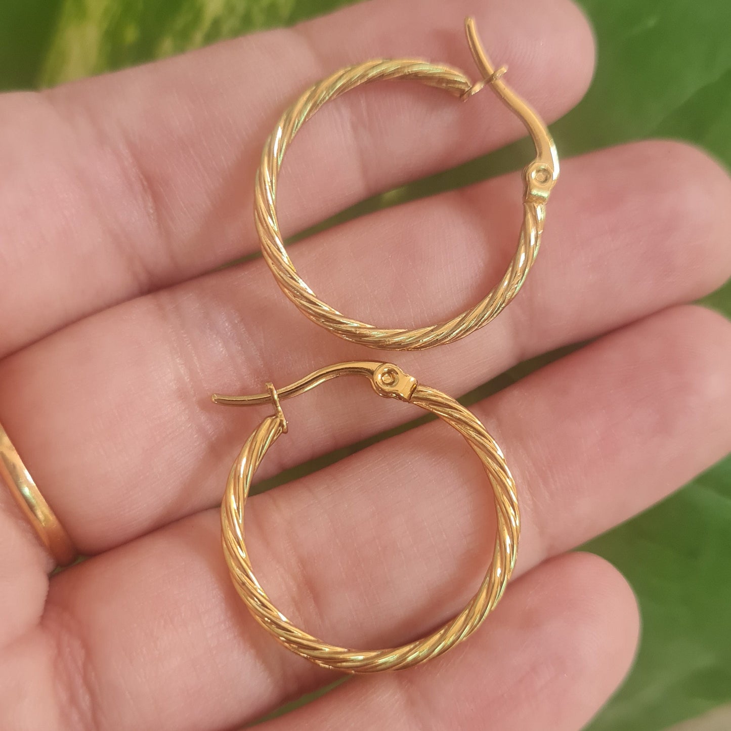 بالیاں  (Baaliyan) Stainless Steel