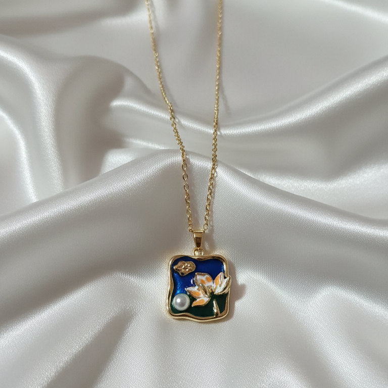 French Beauty Lockets