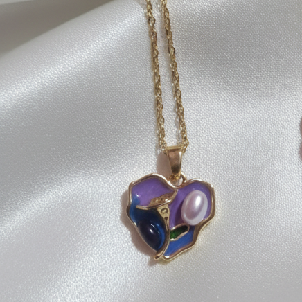 French Beauty Lockets