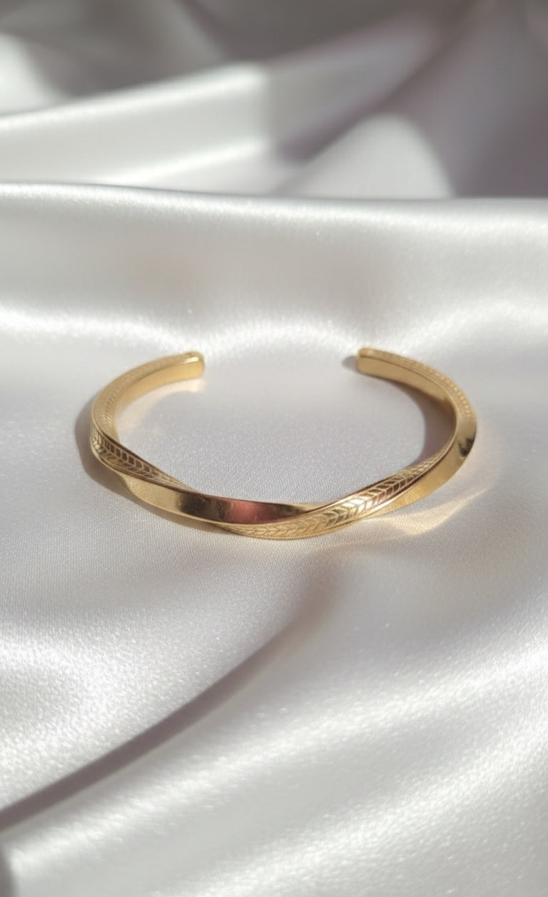Beautiful C-Cuffs