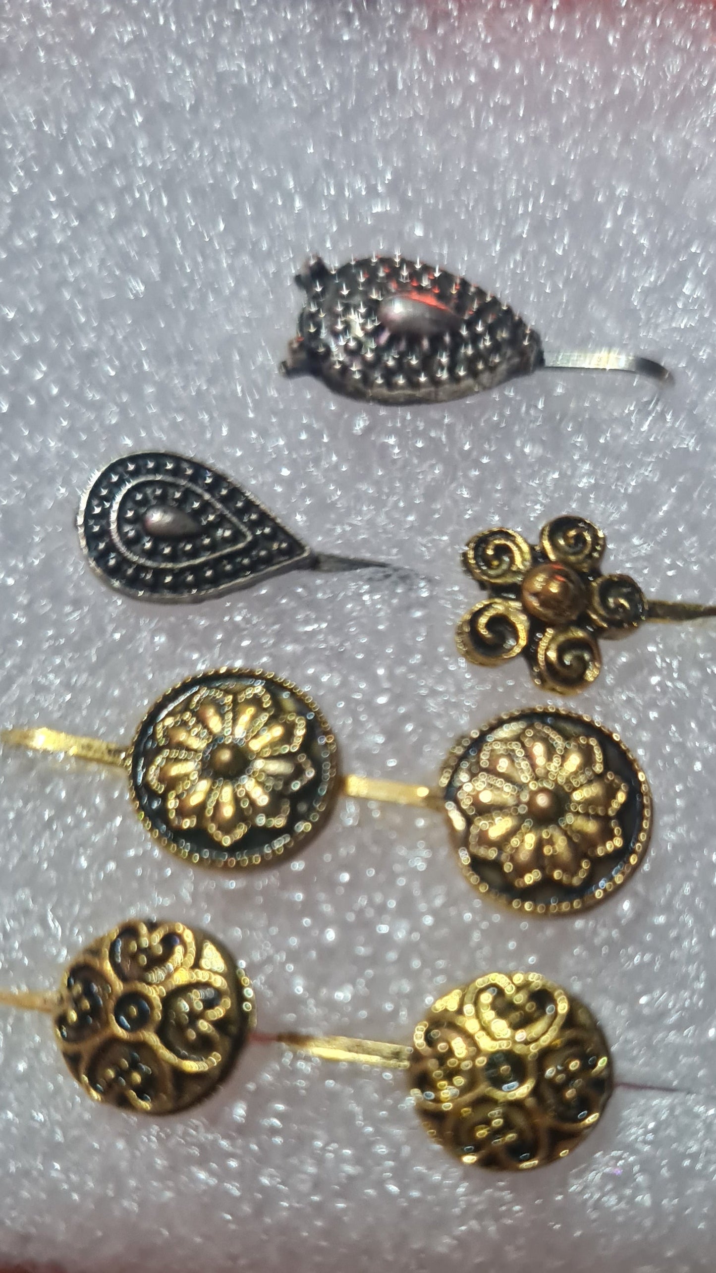 Nose Studs /Pins (non-pierced nose)