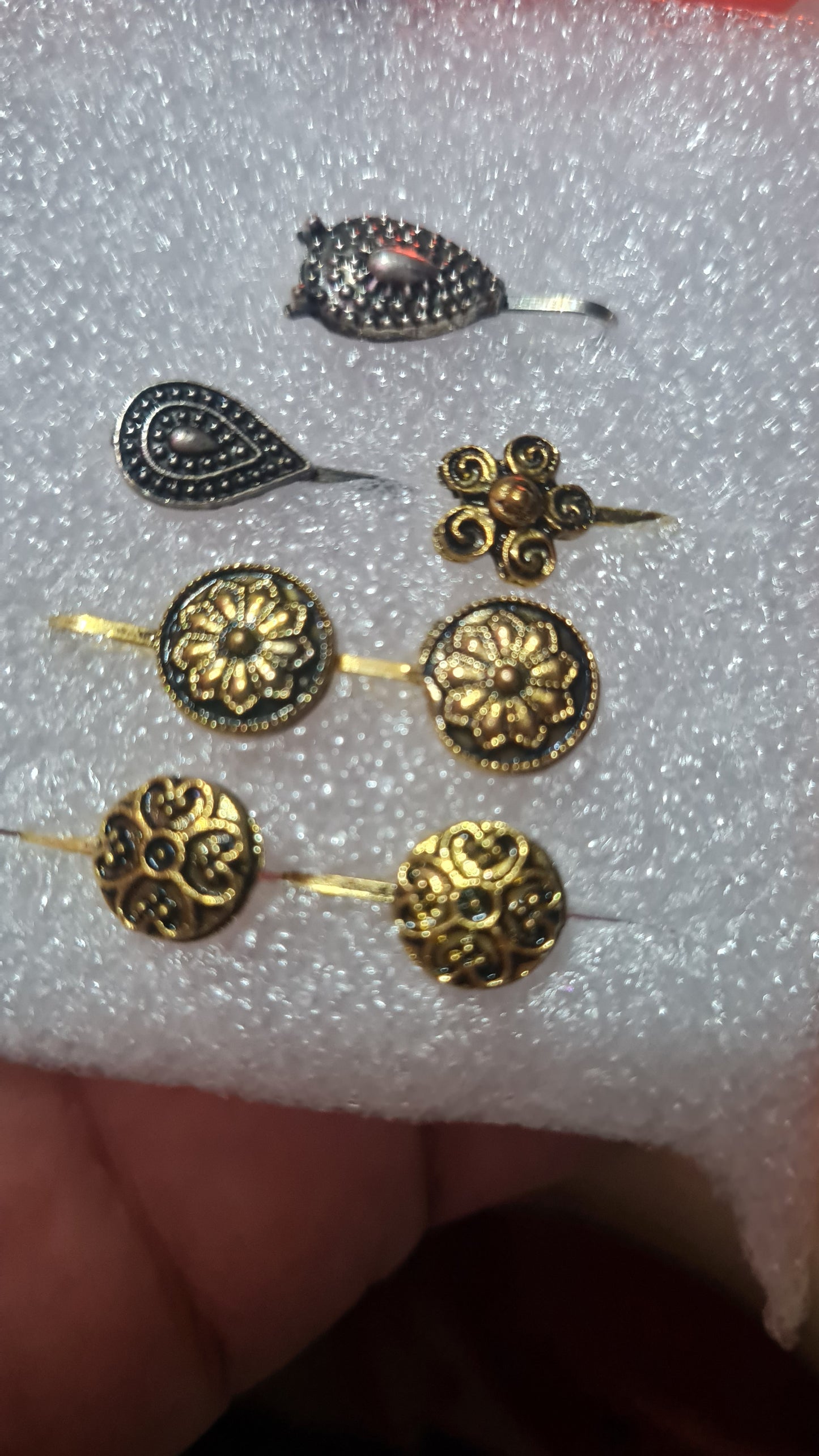 Nose Studs /Pins (non-pierced nose)