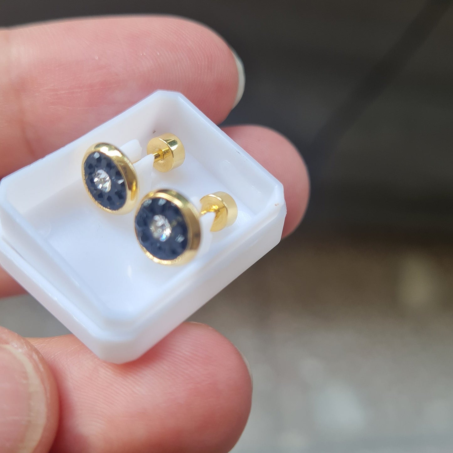 Ear Studs with Screw (pair)
