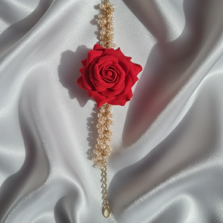 Rose Gajra with pearls