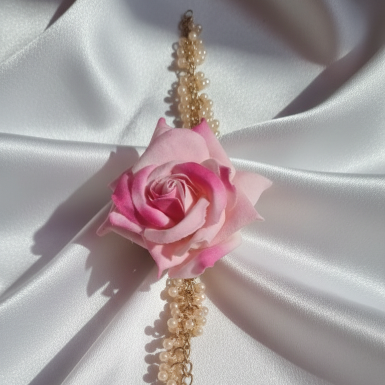 Rose Gajra with pearls