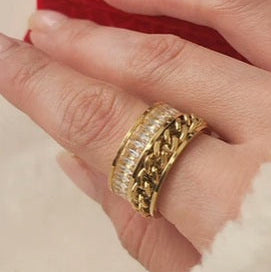 Take Me to Paris Ring