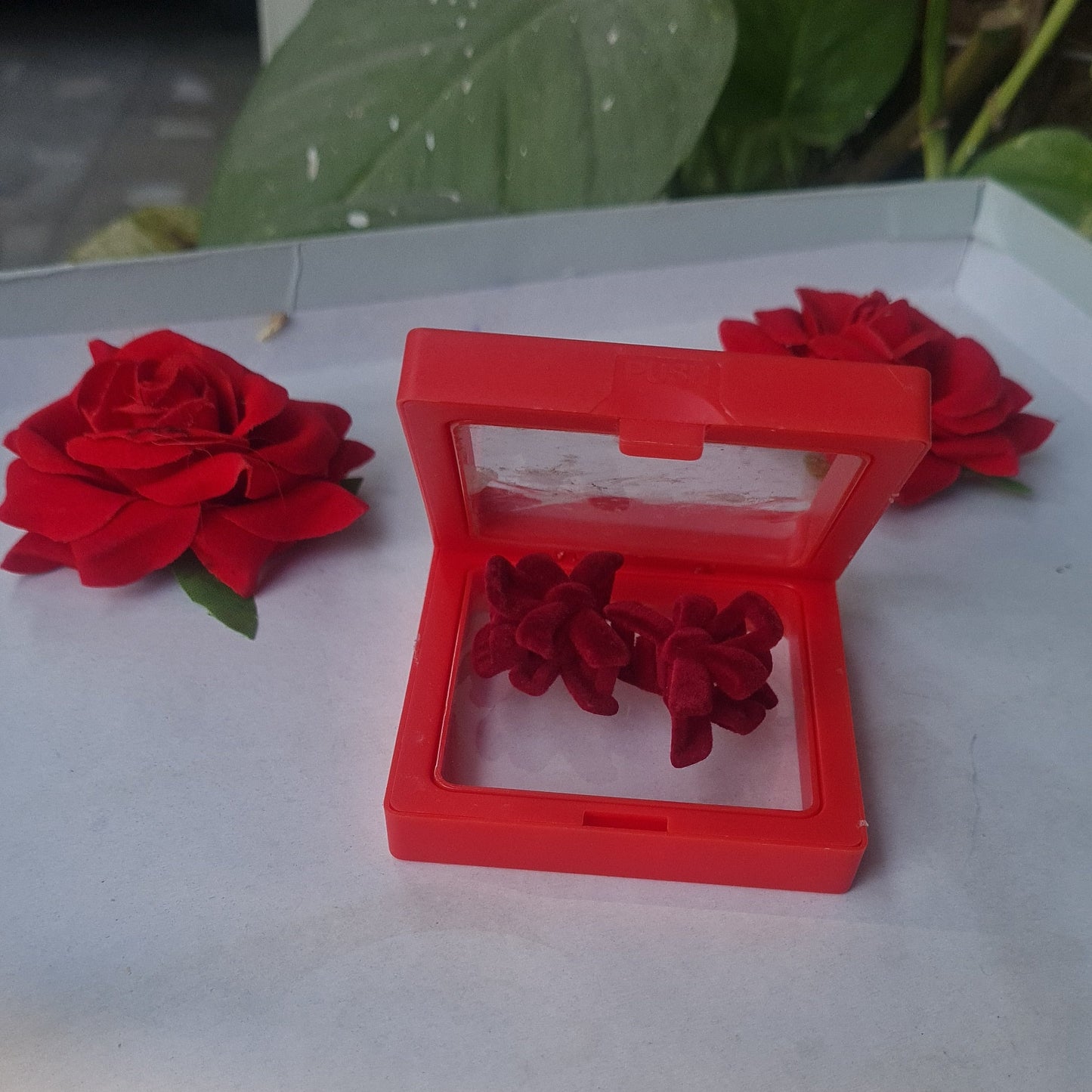 Velvet Mini Hair Catcher Box