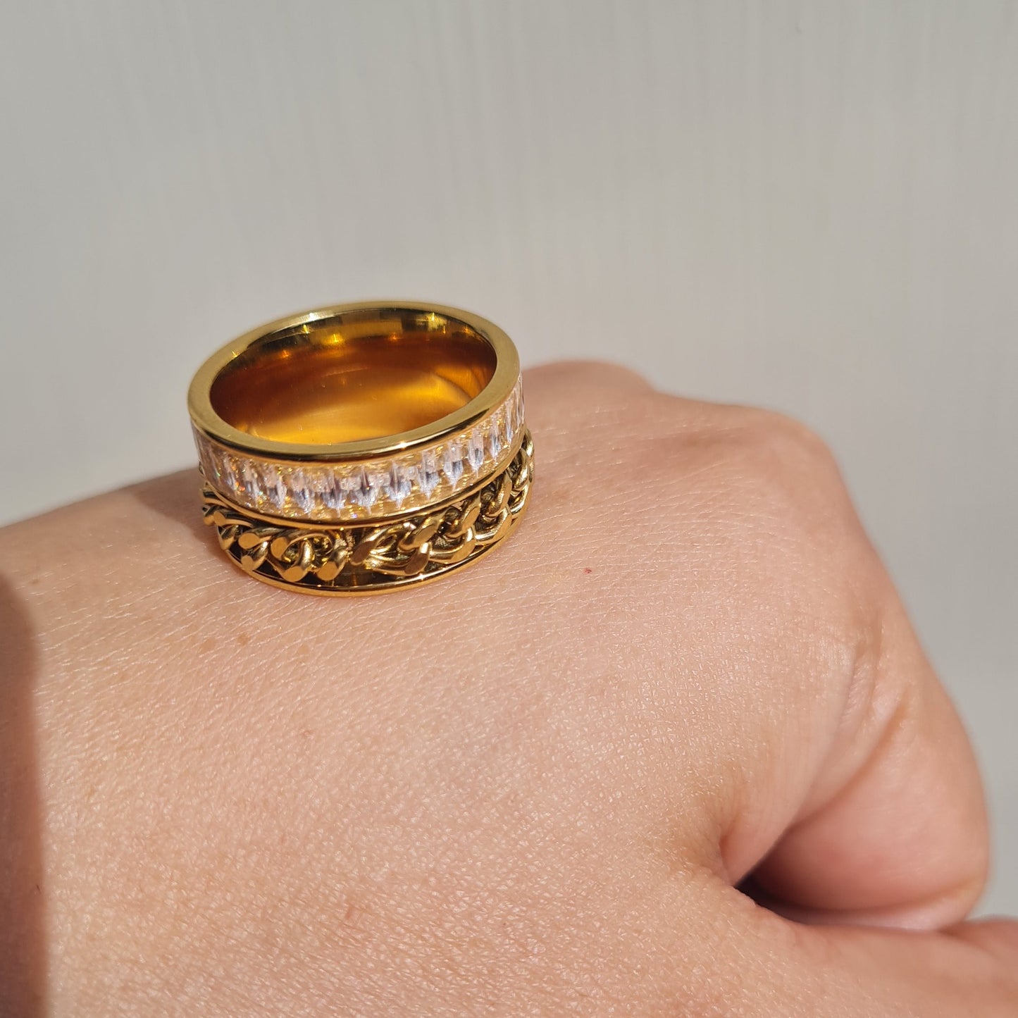 Take Me to Paris Ring