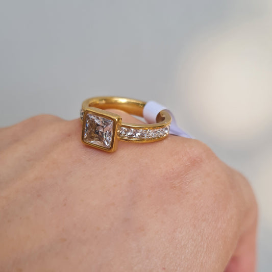 Full of Rhinestones Ring