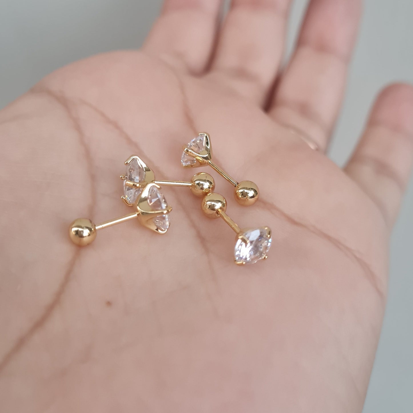 Sparkling Ear Studs (Pair)