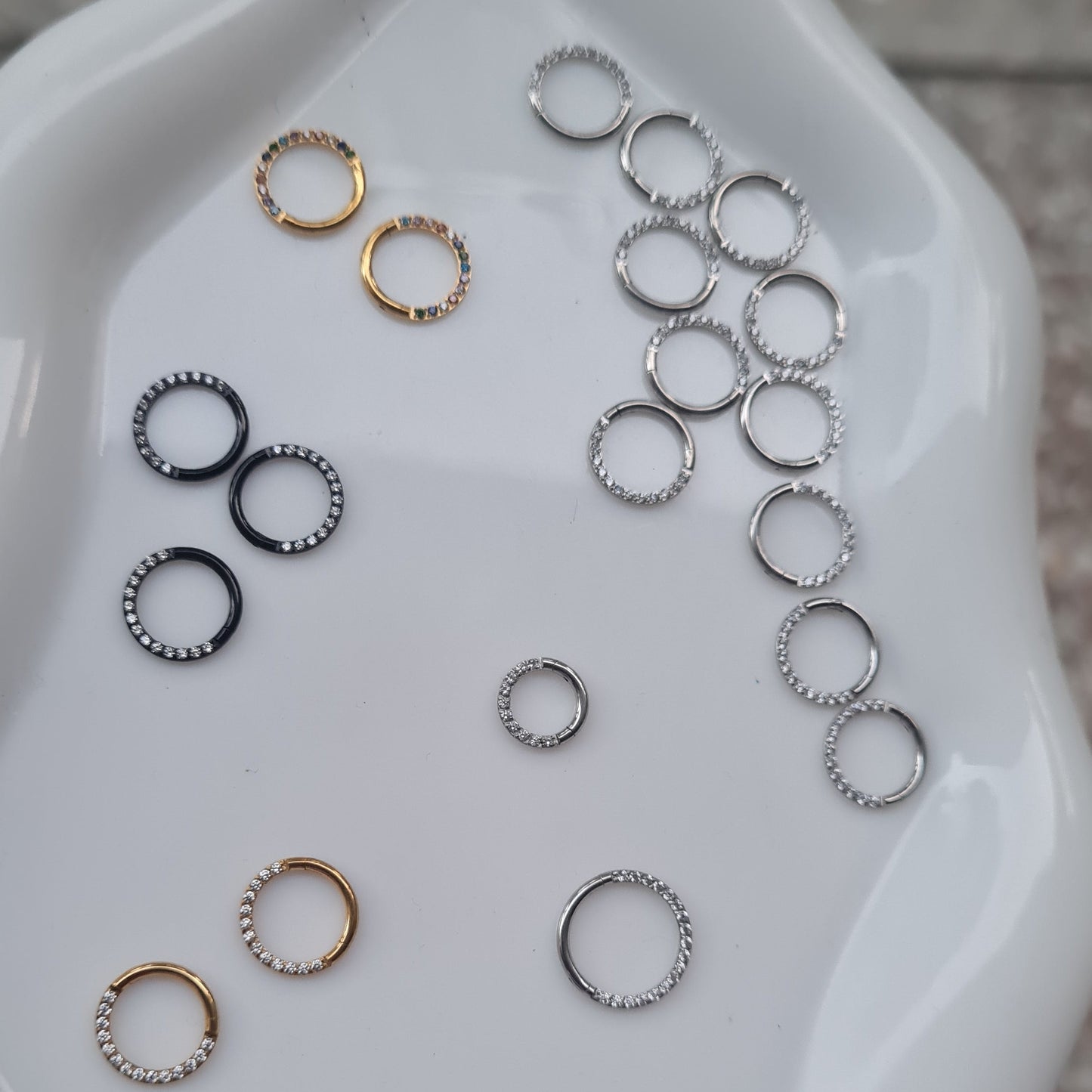 Nose Ring with Rhine stones FRONT INLAY STONES (1 Piece for pierced nose)