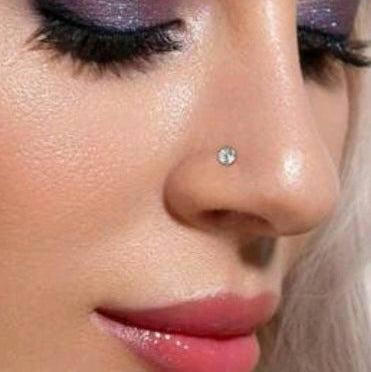 Smooth 1-Stone Nose Pin (Easy to Wear)