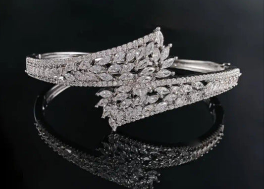 Bracelet/Kara