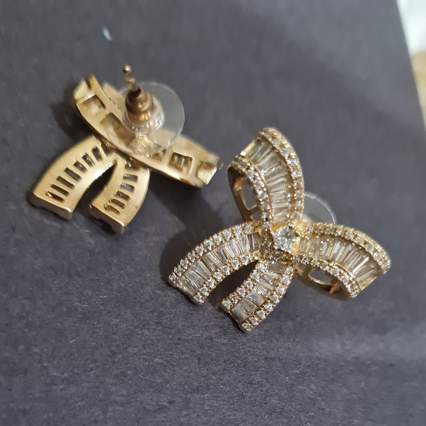 Zircon Bow Earrings