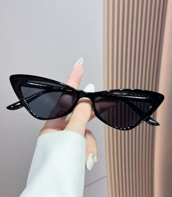 Cat Eye Light Weight Sun Glasses