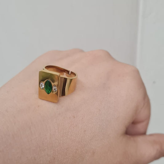 Green Beauty Ring